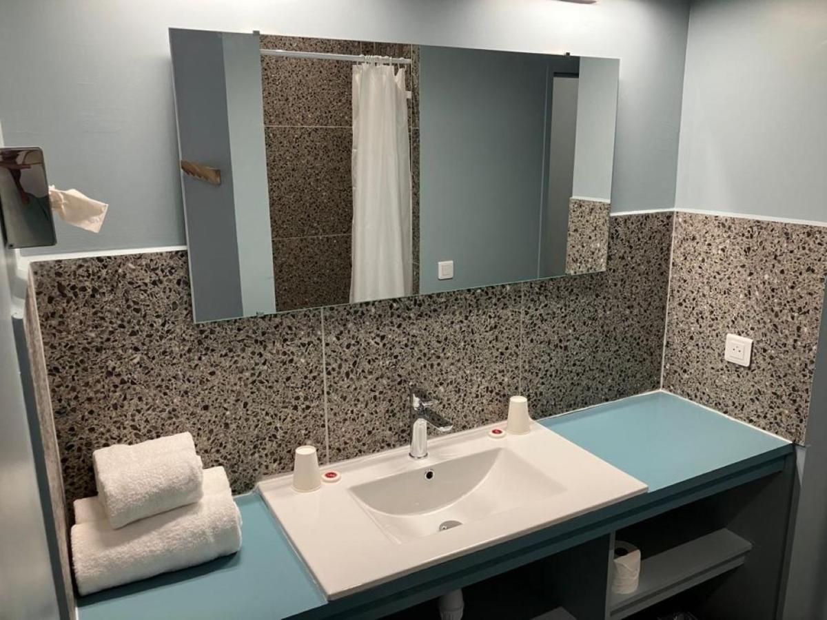 Appartement Calme Centre Ville A 80M Des Halles Narbonne Ngoại thất bức ảnh